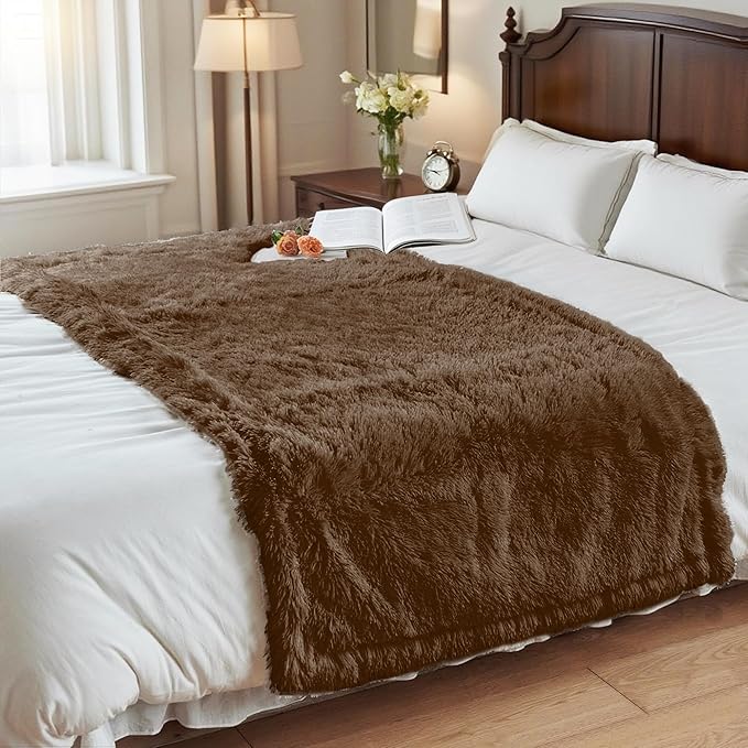 gogobunny Waterproof Dog Blanket for Couch & Furniture Protection - Super Soft Reversible Throw for Large Dogs & Cats, Calming Washable Fur & Sherpa Pet Blanket (33x77 Inch, Chocolate)