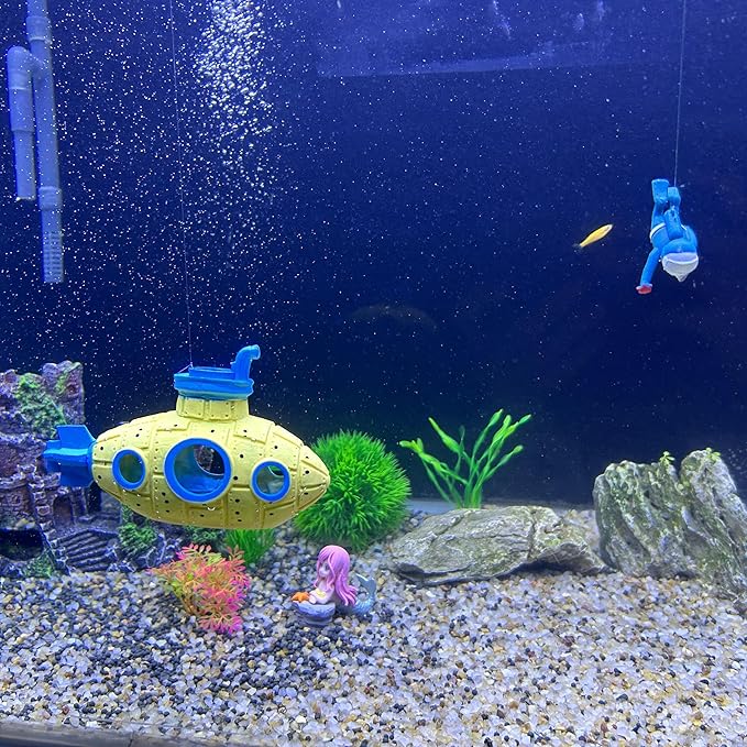 Floating Fish Tank Decoration, LittleCute Retro Submarine AquariumDecoration with Two Float Balls,Resinous Fish Tank Accessorie