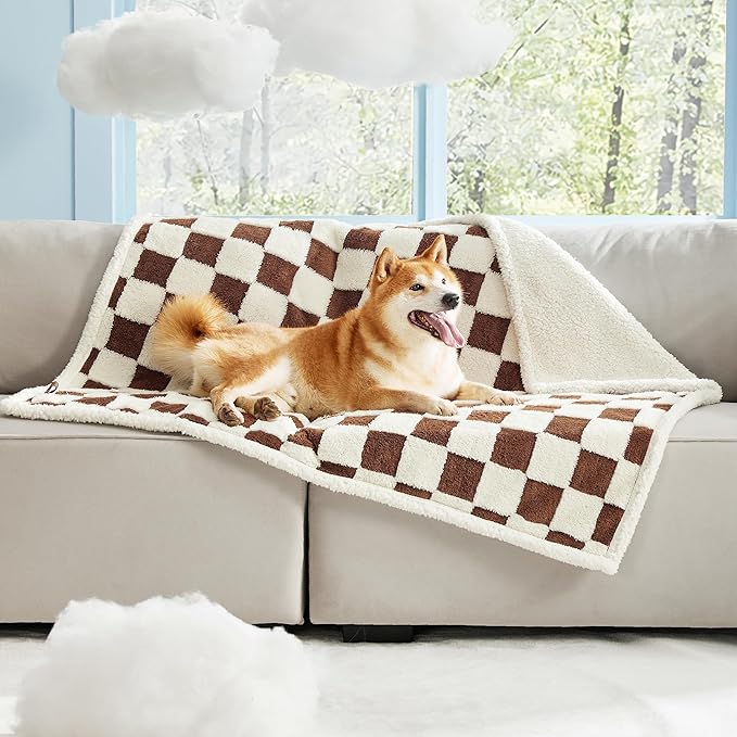LE SURE Waterproof Dog Blanket for Large Dogs - Washable Double Sided Dog Blankets with Warm Jacquard Shag and Soft Sherpa Fleece, Pet Cat Blanket for Couch Protection, 3D Textured Checks, Brown