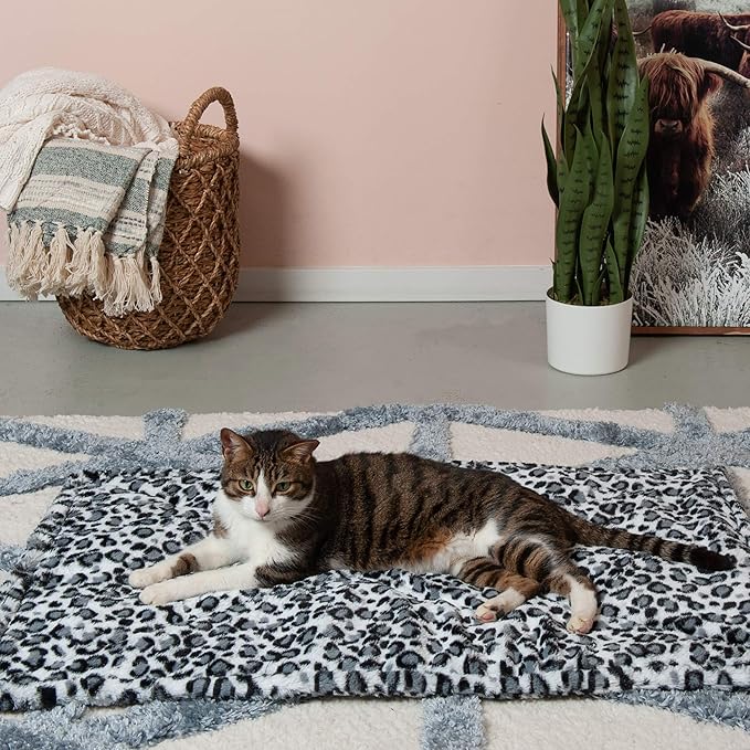 Furhaven ThermaNAP Self-Warming Cat Bed for Indoor Cats & Large/Medium Dogs, Washable & Reflects Body Heat - Quilted Faux Fur Reflective Bed Mat - Snow Leopard, Large (Pack of 3)