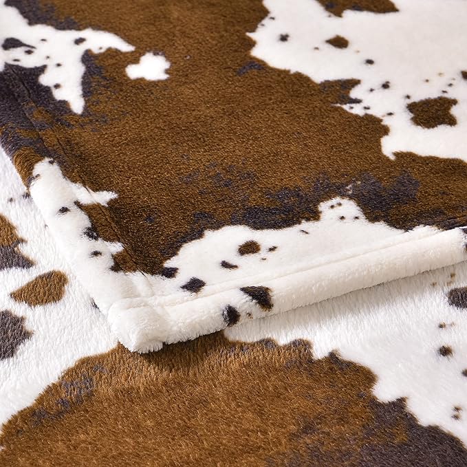 Bnuitland Brown Cow Print Throw Blanket with Storage Pouch, 300 GSM Double Sided Fuzzy Decor Lap Blanket for Bed/Sofa/Couch, Super Soft Cozy Flannel Throw Gift for Adults and Kids, 50×60 inch