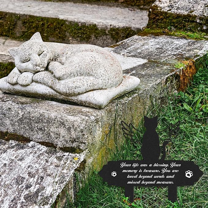 Cat Memorial Decorations - Garden Stakes Markers with Angel Wings, Waterproof Metal Plaques for Cemetery, Cat Grave Decor
