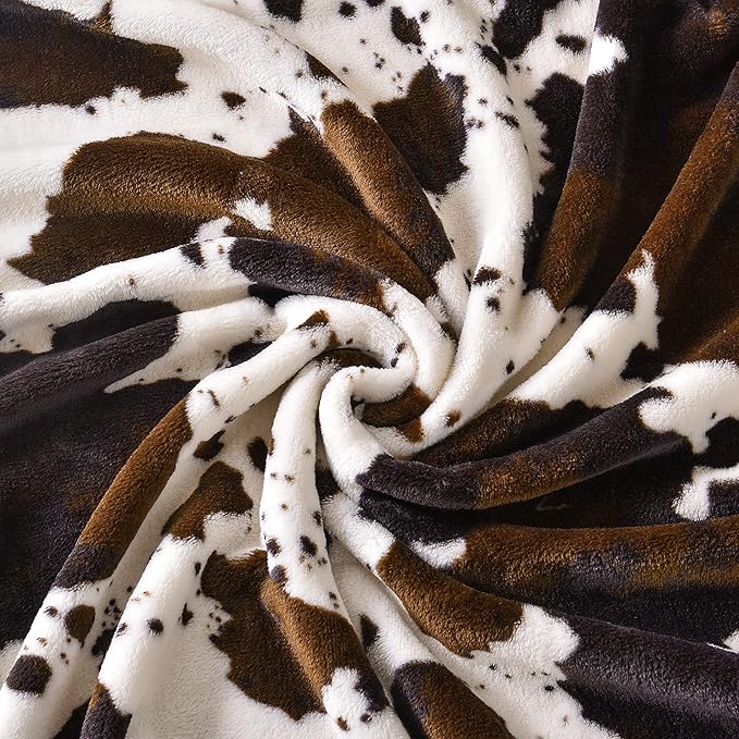 Bnuitland Cow Print Throw Blanket with Storage Pouch, 300 GSM Double Sided Cute for Bed/Sofa/Lap, Gift Blanket for Kids/Babys/Pets, Super Soft Cozy Lightweight Fuzzy Flannel Throw, 50×40 inch