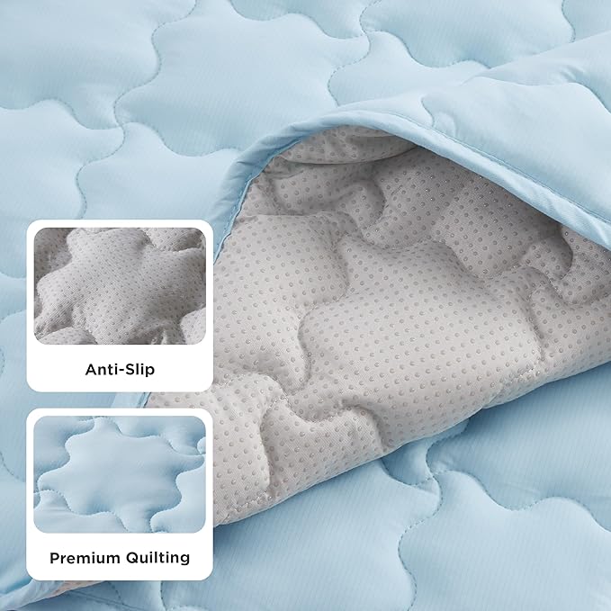 Bedsure Cooling Mat for Medium Dogs – 29x21 Thin Washable Cooling Pet Pad for Cat, QMAX>0.5, Portable Kennel Puppy Bed for Summer, Non-Slip Summer Crate Pad for Dog Up to 25 lbs