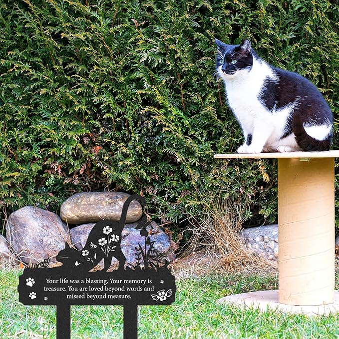 Grave Markers for Cemetery for Cat, Metal Grave Markers Yard Memorial Pet, Decorations for Cemetery for Loss of Cat Outdoors Garden Stake Decor (12 X 14.5 Inches)