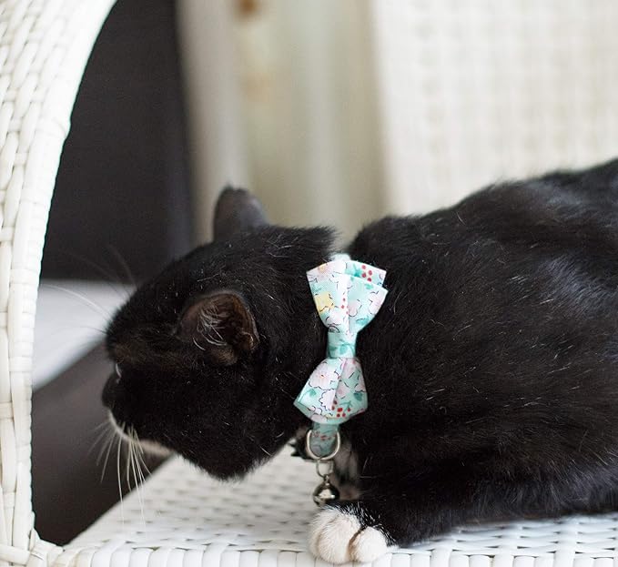 Collar for Cat Pet Breakaway with Bell Bowtie Detachable Bow Adjustable Safety Kitten Puppy Girl Boy 2pcs Green & Pink Sakura