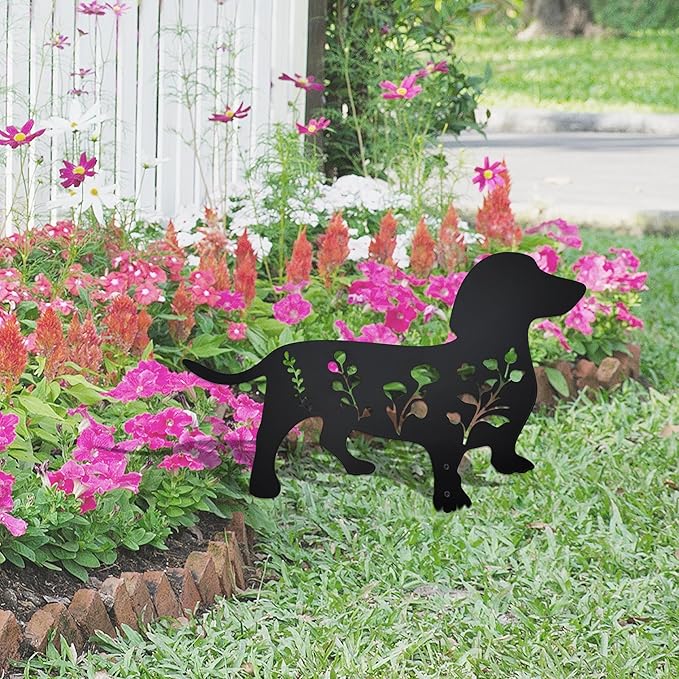 Dog Garden Stake - Unique Gift for Dog Lovers, Black Metal Outdoor Decor, Durable Yard Art Statue (Dachshund)
