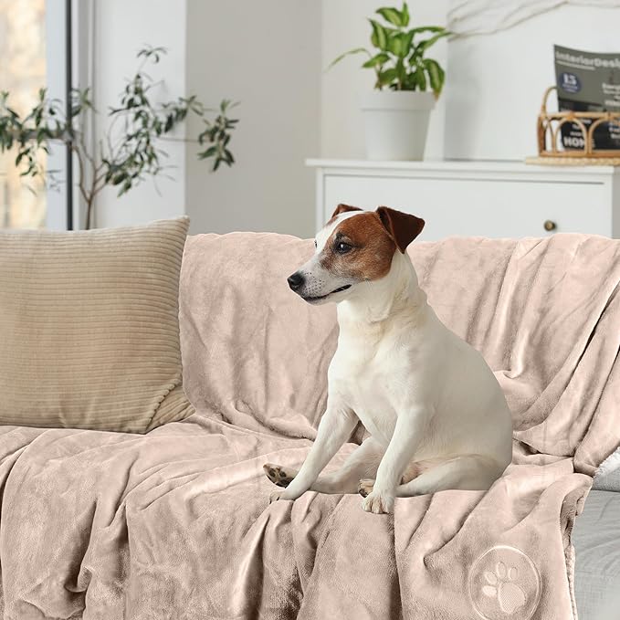 PETMAKER Dog Blanket - 60x80in Reversible Sherpa Blanket - Throw Blankets for Bed, Couch, Crate, or Car - Machine Washable Puppy Essentials (Tan)